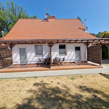 Ferienwohnung Dom Przy Plazy Dźwirzyno Exterior foto