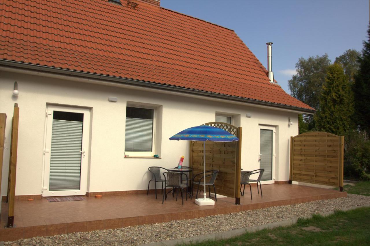 Ferienwohnung Dom Przy Plazy Dźwirzyno Zimmer foto