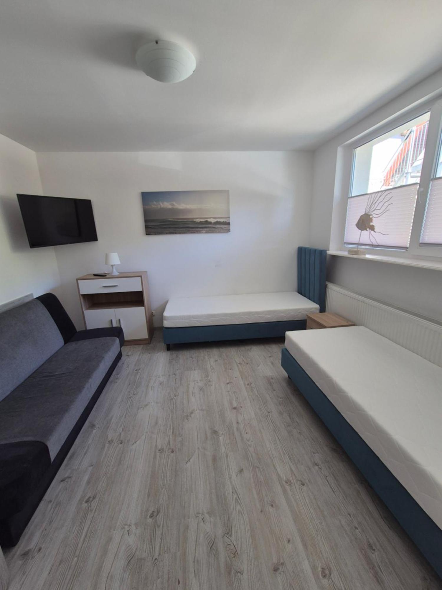 Ferienwohnung Dom Przy Plazy Dźwirzyno Exterior foto