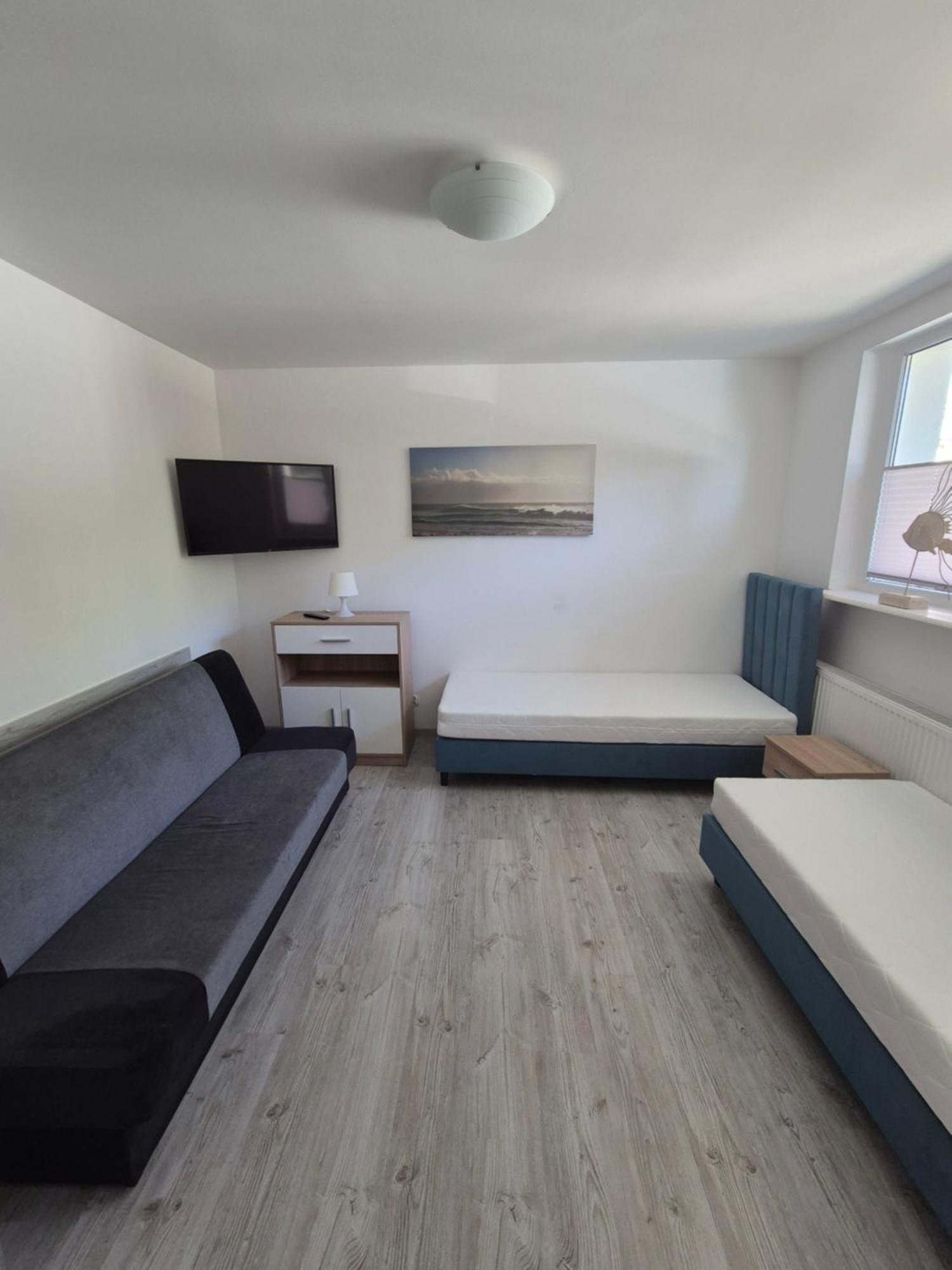 Ferienwohnung Dom Przy Plazy Dźwirzyno Exterior foto