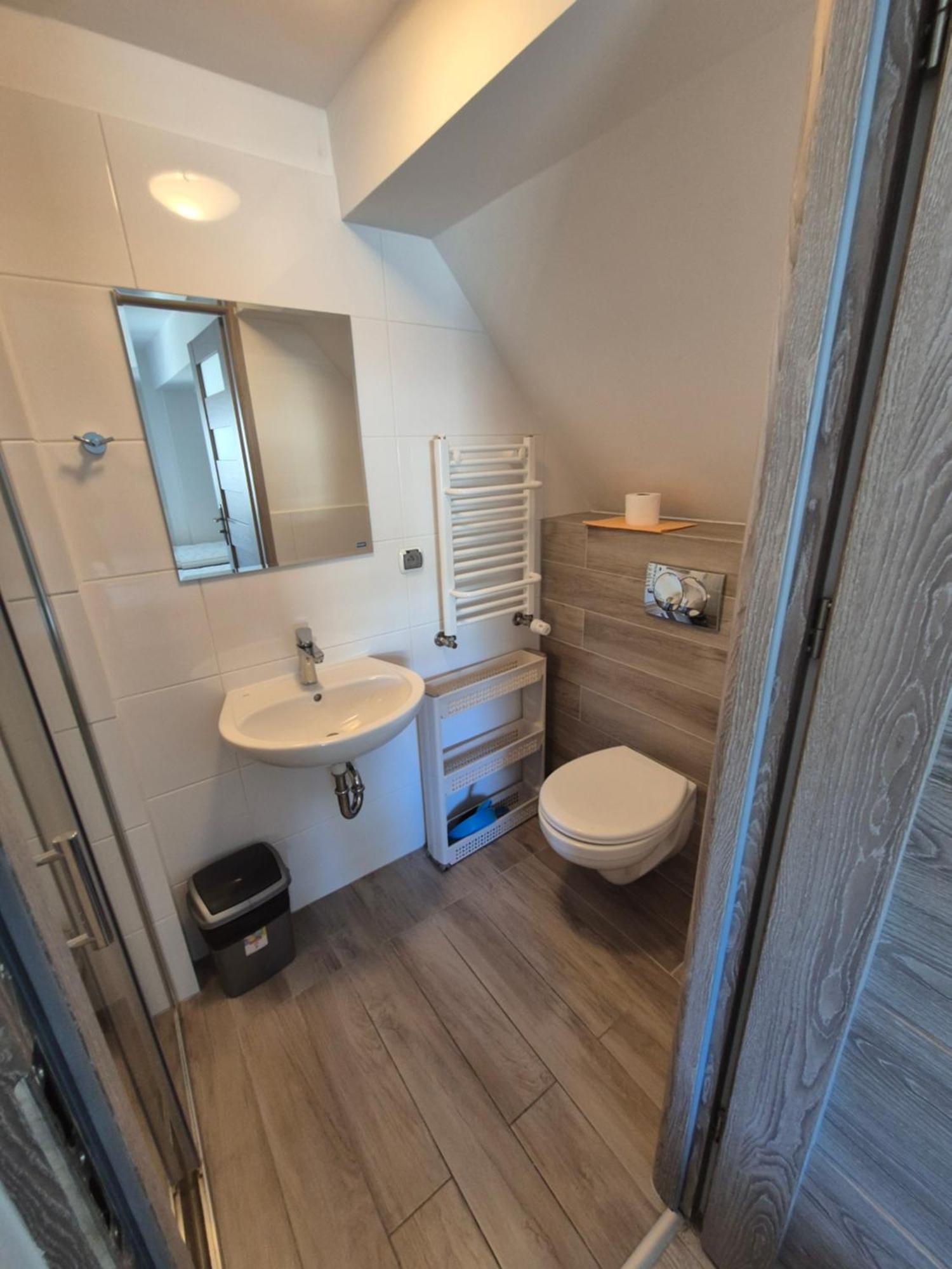 Ferienwohnung Dom Przy Plazy Dźwirzyno Exterior foto