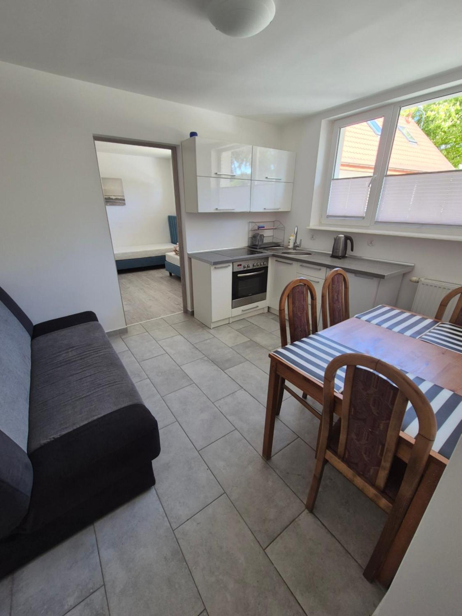 Ferienwohnung Dom Przy Plazy Dźwirzyno Exterior foto